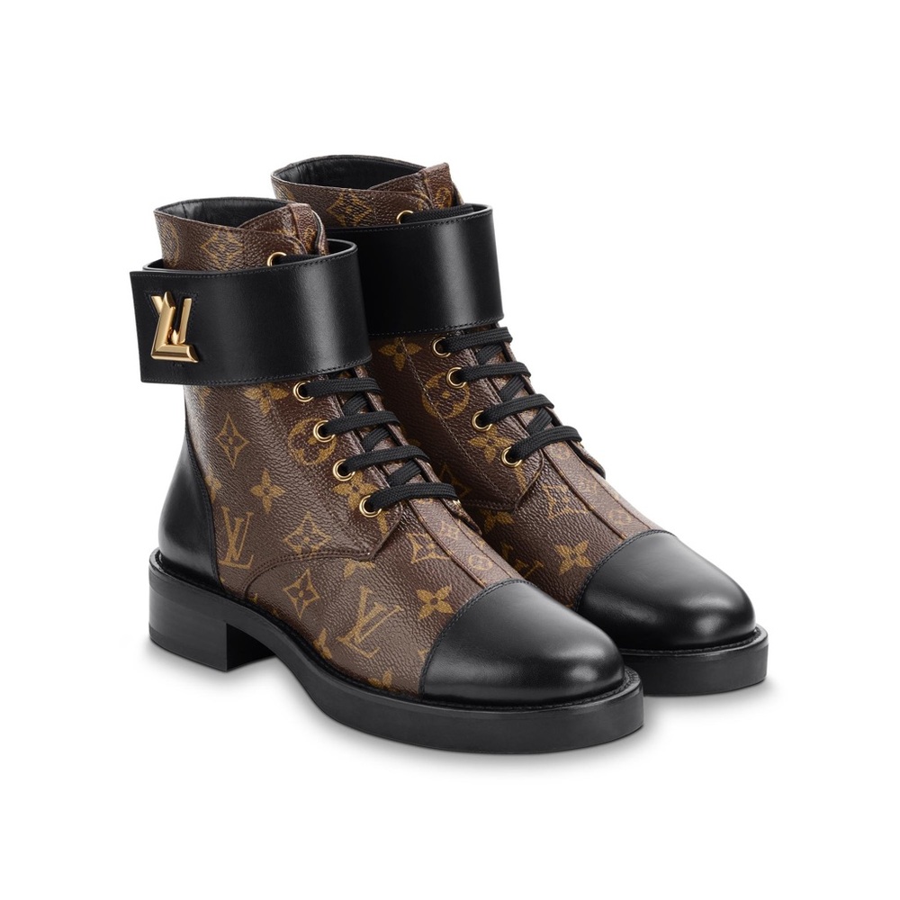 100% AUTHENTIC Louis Vuitton Wonderland Ranger Boots